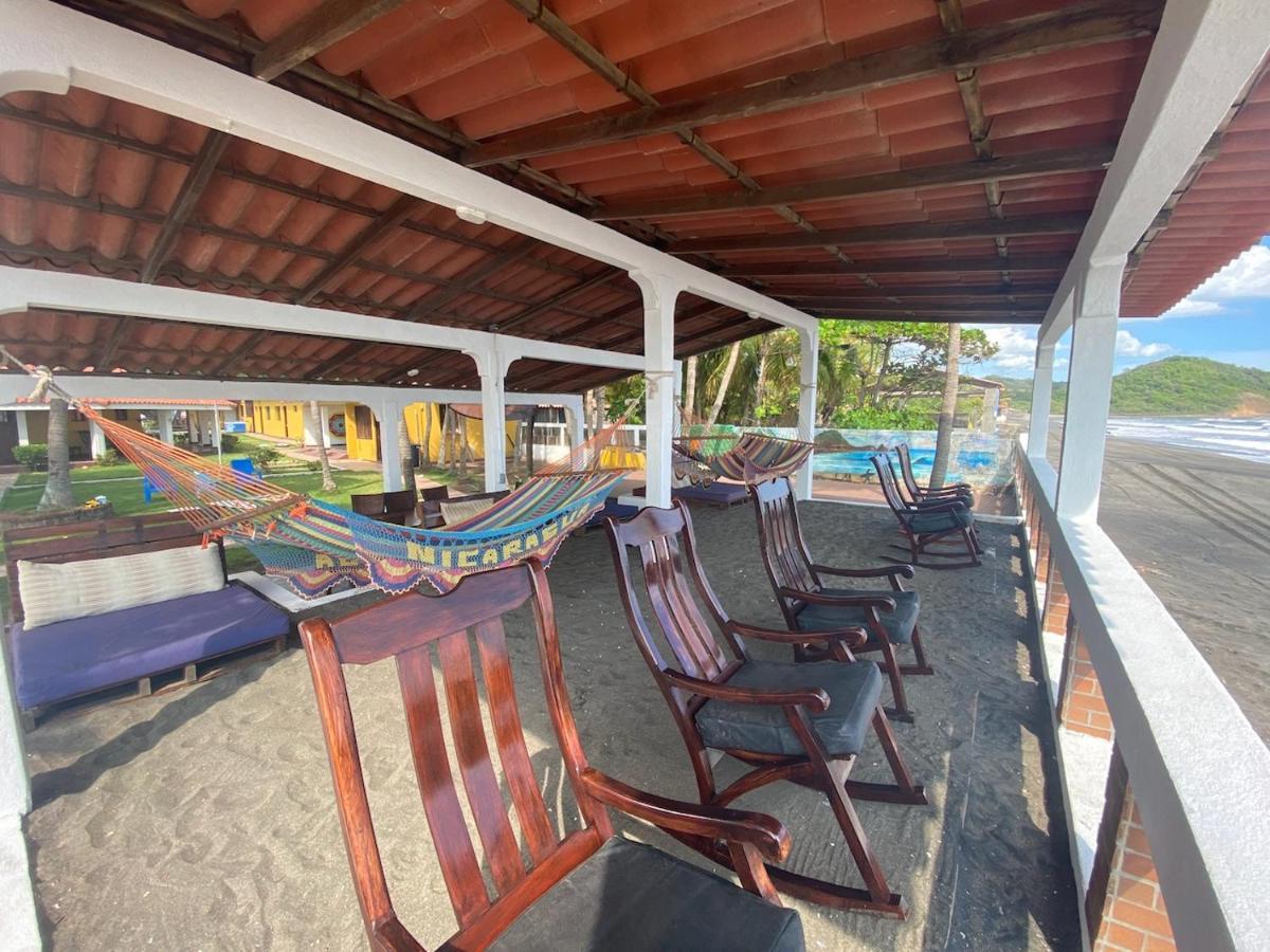 Solid Surf Camp Hostel Nicaragua Transito Exterior foto